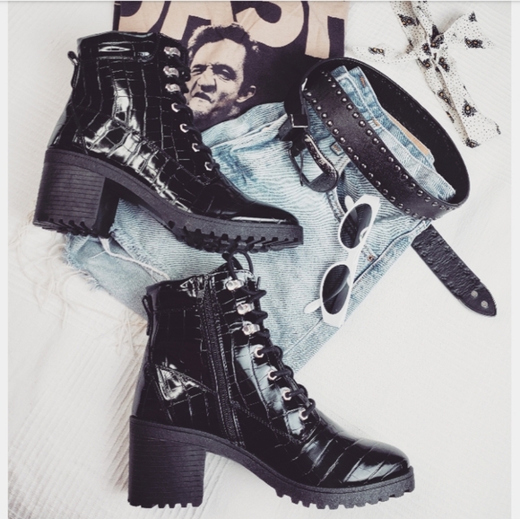 Super Trooper// black croc print boot - Picture 5 of 8